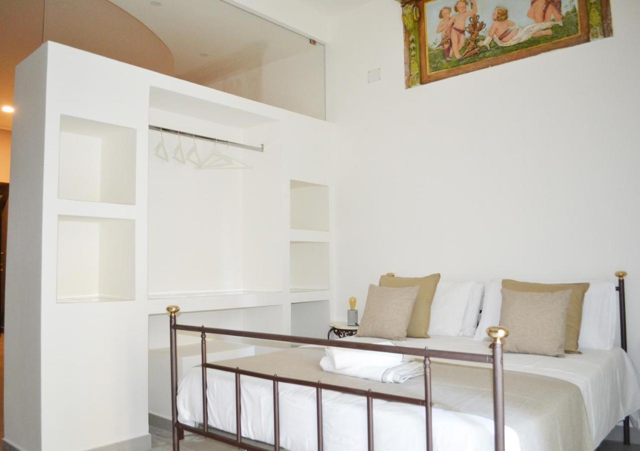 Questo Rinascimento Casa Brigitte Naples Extérieur photo