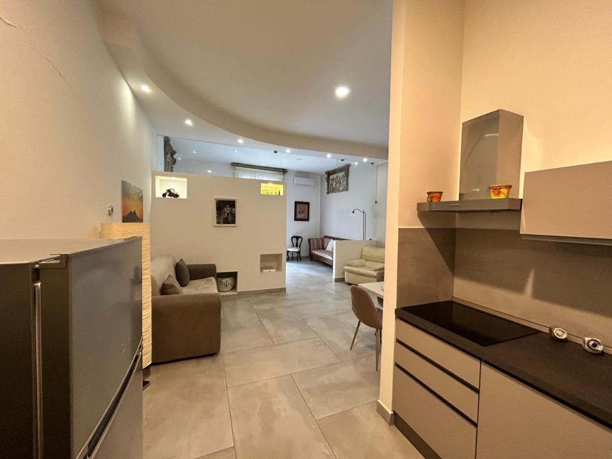 Questo Rinascimento Casa Brigitte Naples Extérieur photo